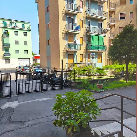 Lovely House San Siro Διαμέρισμα